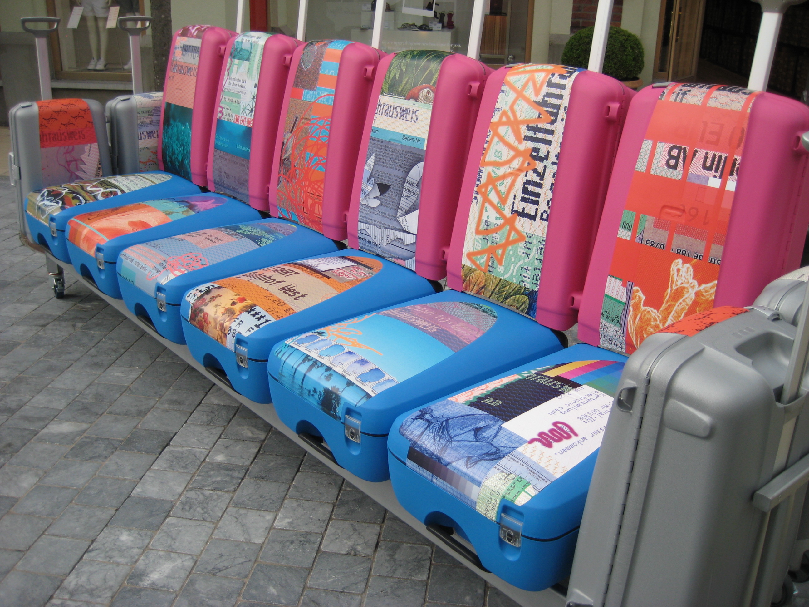 Maasmechelen Village Samsonite